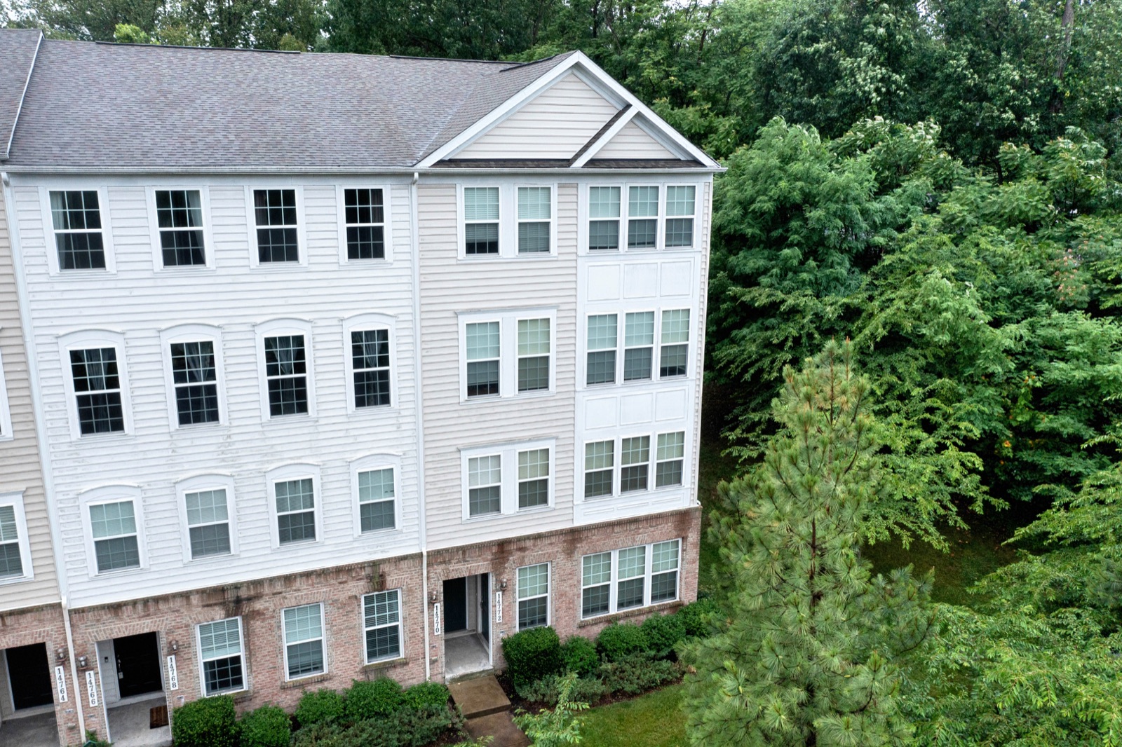 Front exterior of 14772 Malloy Ct, end unit