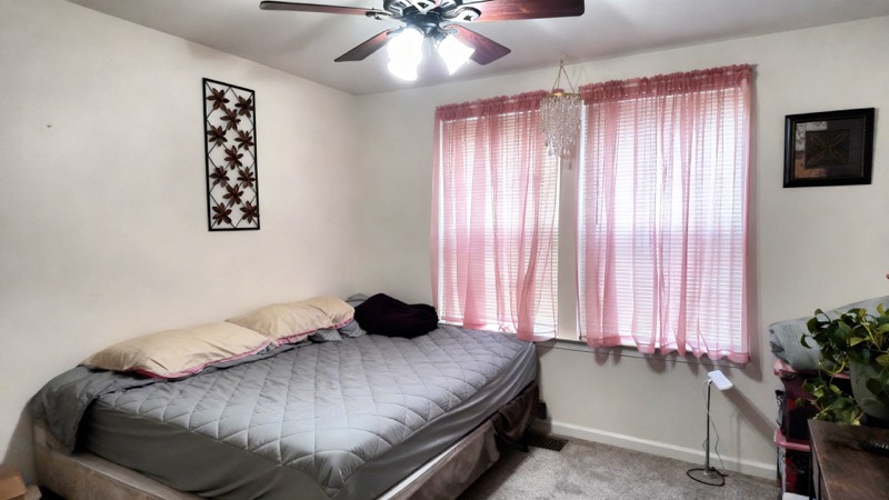 Second bedroom